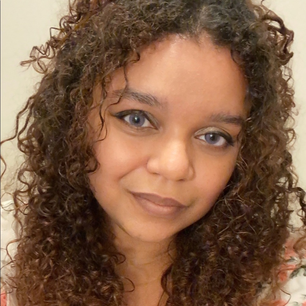 Meet your Posher, Alexandria